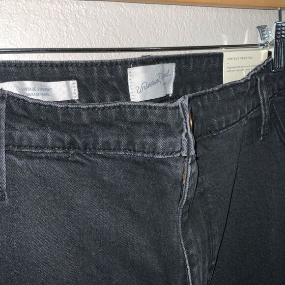 Universal Thread Black Vintage Straight Jeans size 26W - Picture 5 of 8